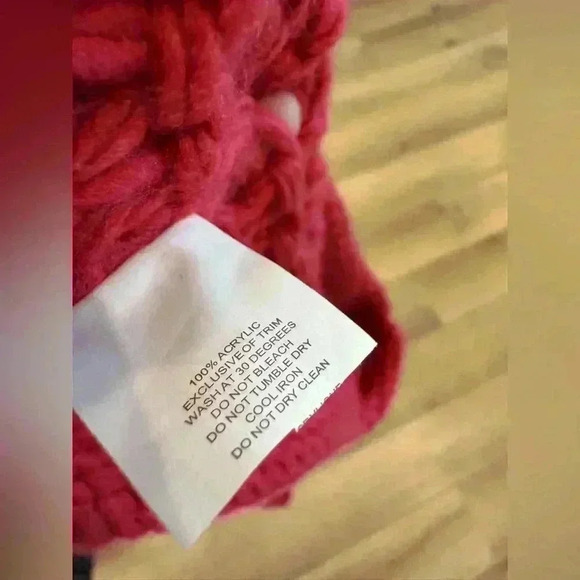 Nasty Gal Women's Deep Pink/Red Pom Pom Chunky Knit Sweater Size S Pullover - Picture 12 of 12